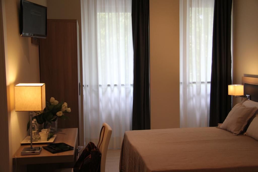 Hotel Zara Milano Ngoại thất bức ảnh