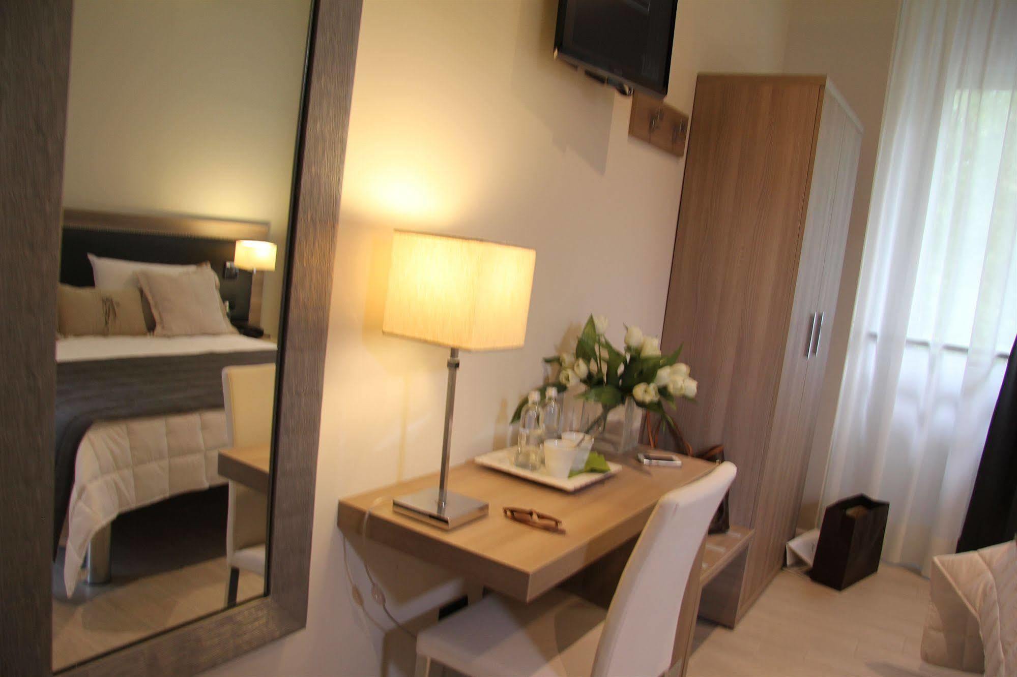 Hotel Zara Milano Ngoại thất bức ảnh